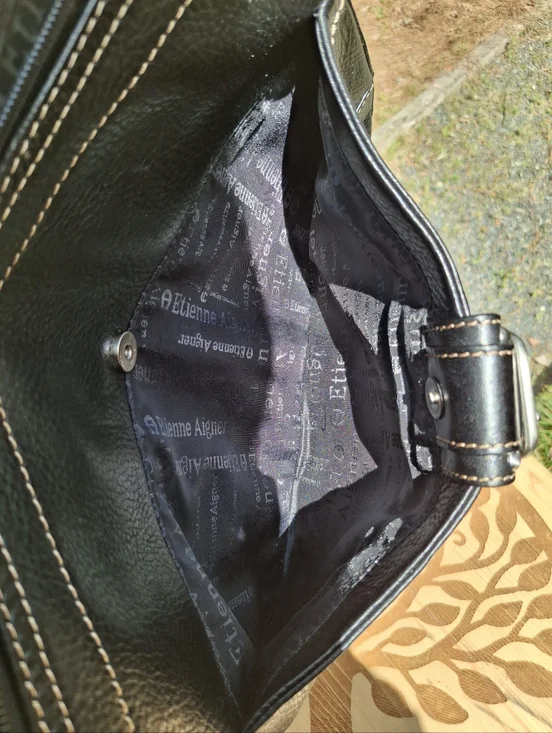 Vintage 90's Etienne Aigner Black Pebbled Leather Minimalist Shoulder Bag - Picture 13 of 15